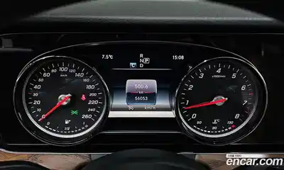 Mercedes-Benz E-Class 2018 2.0 Автомат в Москве № 150823, миниатюра 9