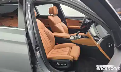 BMW 5-Series 2023 2.0 Автомат в Москве № 156775, миниатюра 2