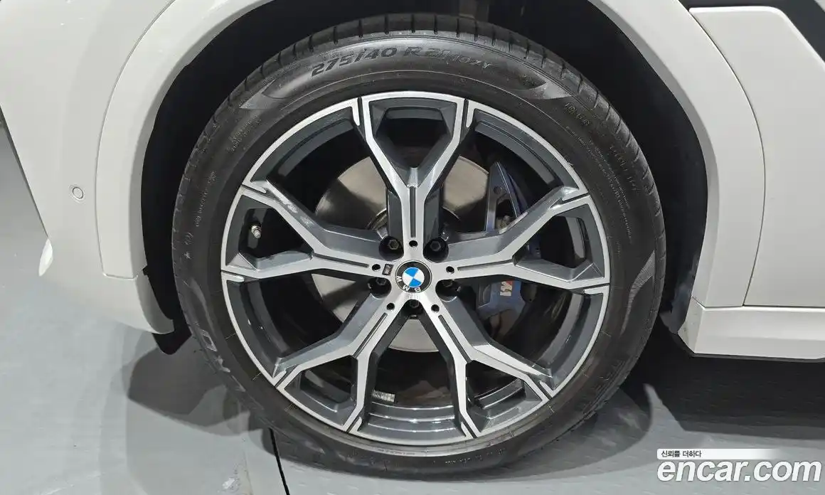 BMW X6 2023 3.0 Автомат в Москве № 156893, фото 16