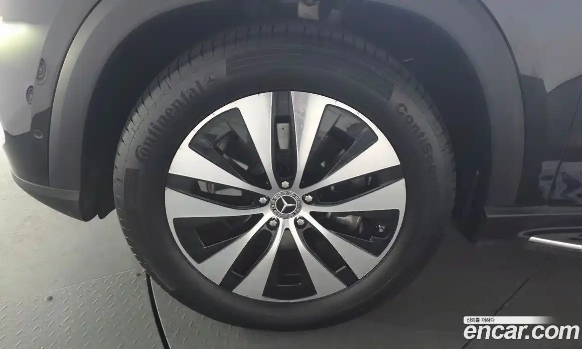 Mercedes-Benz GLE-Class 2024 2.0 Автомат в Москве № 160215, фото 15