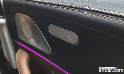 Mercedes-Benz GLE-Class 2024 2.0 Автомат в Москве № 160215, миниатюра 10