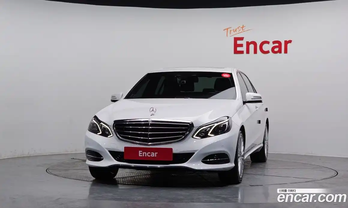 Mercedes-Benz E-Class 2016 3.5 Автомат в Москве № 160624, фото 14