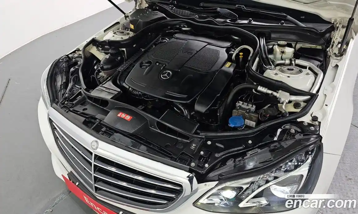 Mercedes-Benz E-Class 2016 3.5 Автомат в Москве № 160624, фото 17