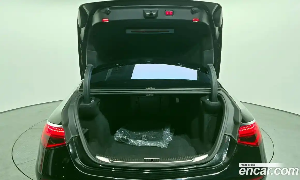 Mercedes-Benz S-Class 2022 4.0 Автомат в Москве № 160933, фото 13