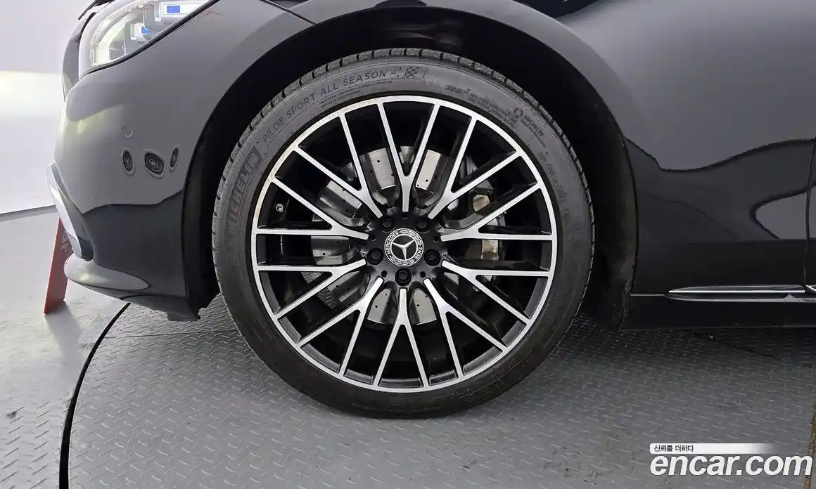 Mercedes-Benz S-Class 2022 4.0 Автомат в Москве № 160933, фото 10