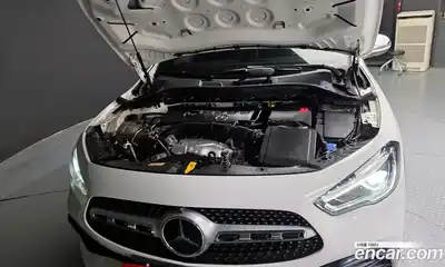 Mercedes-Benz GLA-Class 2022 2.0 Автомат в Москве № 161310, миниатюра 11