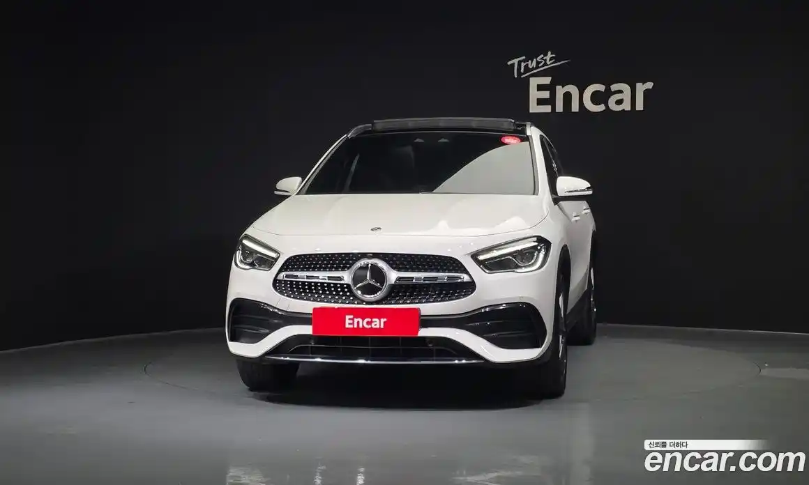 Mercedes-Benz GLA-Class 2022 2.0 Автомат в Москве № 161310, фото 16