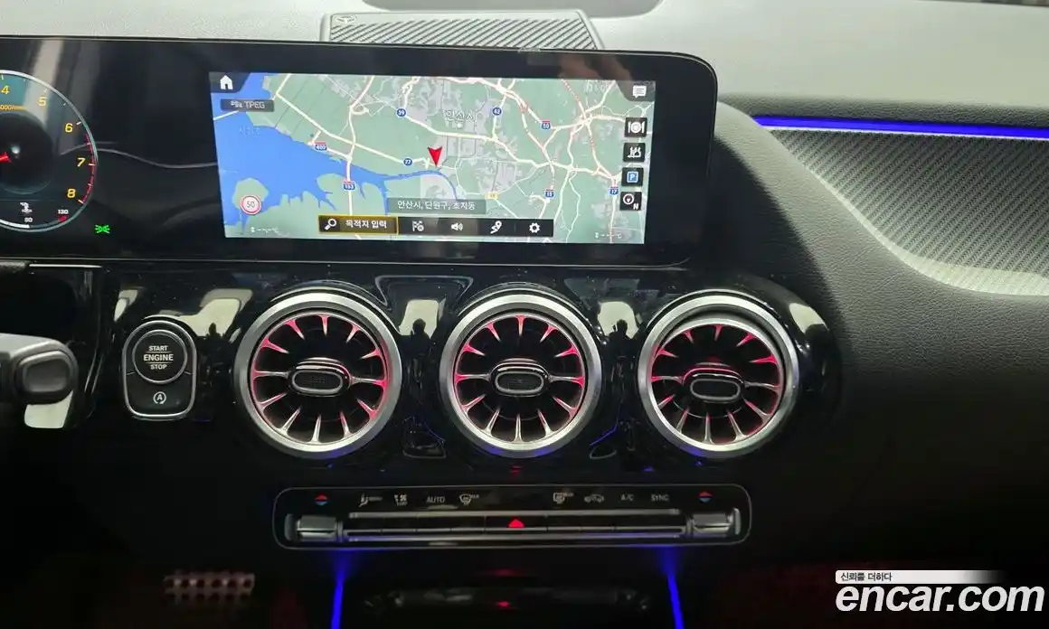 Mercedes-Benz GLA-Class 2022 2.0 Автомат в Москве № 161310, фото 19