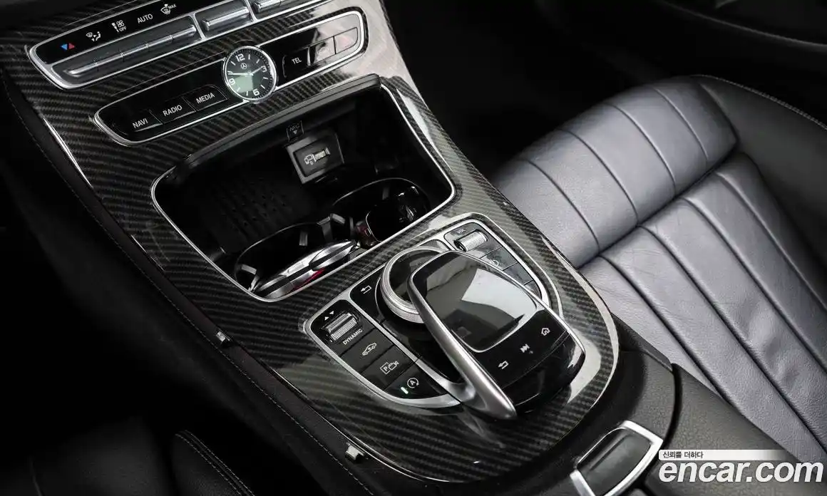 Mercedes-Benz E-Class 2019 1.9 Автомат в Москве № 161395, фото 10