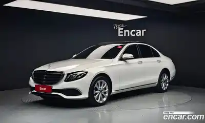 Mercedes-Benz E-Class 2019 2.0 Автомат в Москве № 161553, миниатюра 11