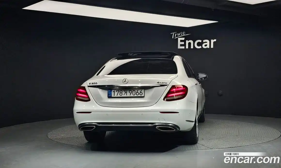 Mercedes-Benz E-Class 2019 2.0 Автомат в Москве № 161553, фото 15