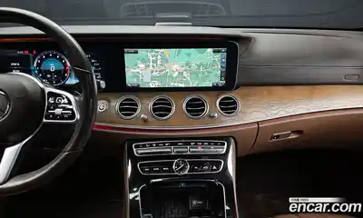 Mercedes-Benz E-Class 2019 2.0 Автомат в Москве № 161553, миниатюра 10