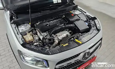 Mercedes-Benz GLB-Class 2021 2.0 Автомат в Москве № 161675, миниатюра 10