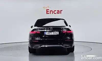 Mercedes-Benz E-Class 2021 1.9 Автомат в Москве № 161855, миниатюра 4