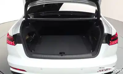 Audi A6 2025 2.0 Автомат в Москве № 162292, миниатюра 12