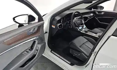 Audi A6 2025 2.0 Автомат в Москве № 162292, миниатюра 6