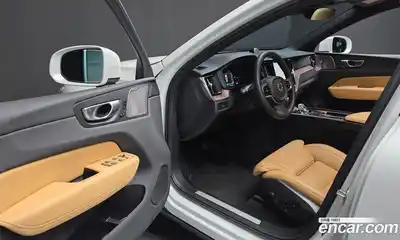 Volvo XC60 2024 2.0 Автомат в Москве № 164227, миниатюра 12