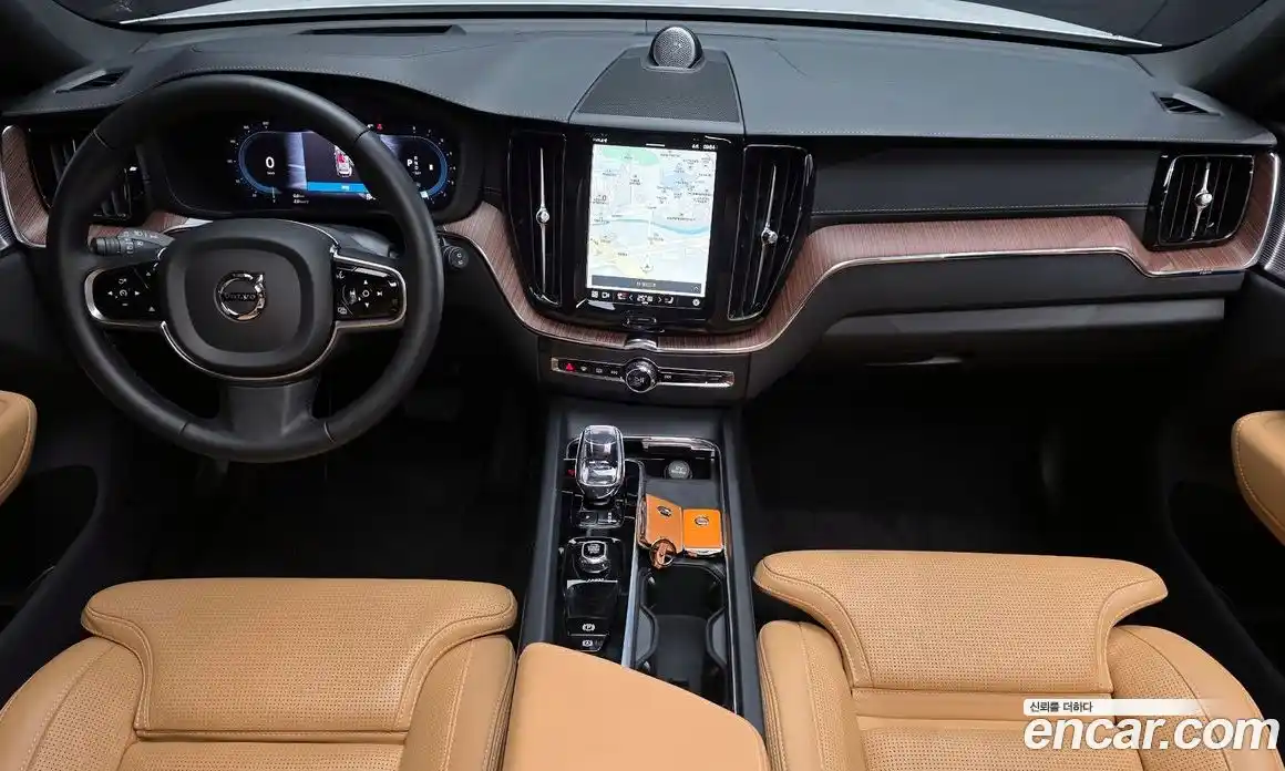 Volvo XC60 2024 2.0 Автомат в Москве № 164227, фото 18