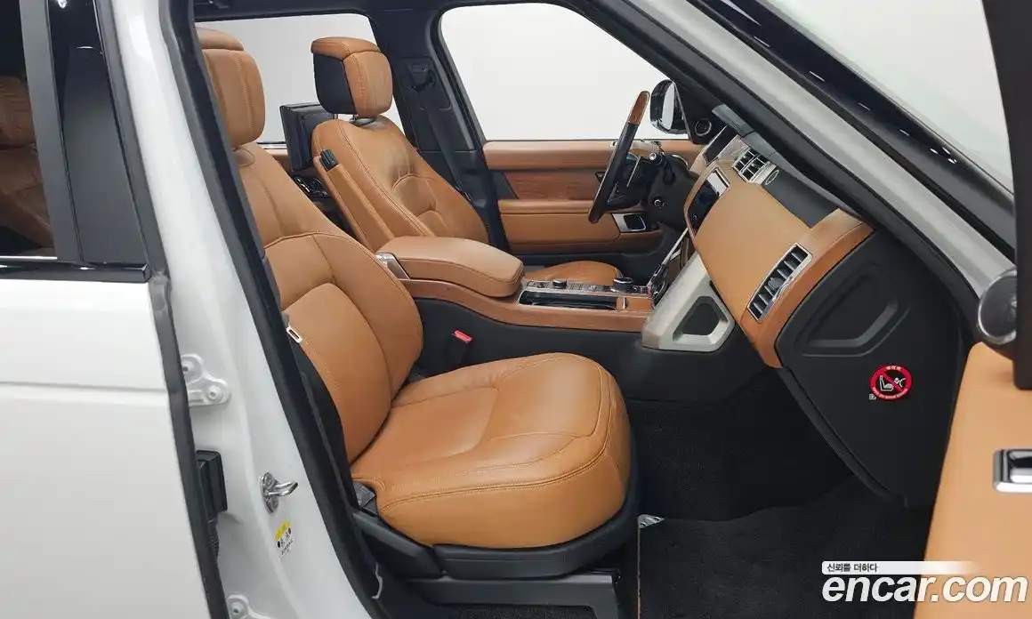 Land Rover Range-Rover 2019 4.4 Автомат в Москве № 166208, фото 1