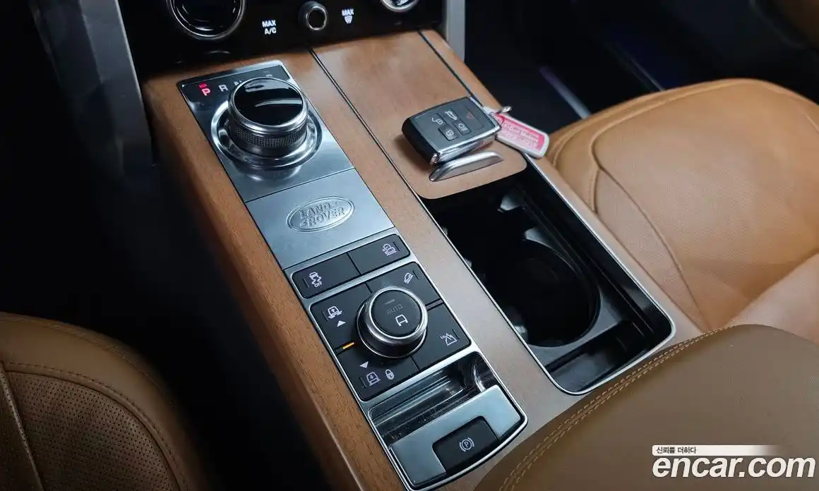 Land Rover Range-Rover 2019 4.4 Автомат в Москве № 166208, фото 11