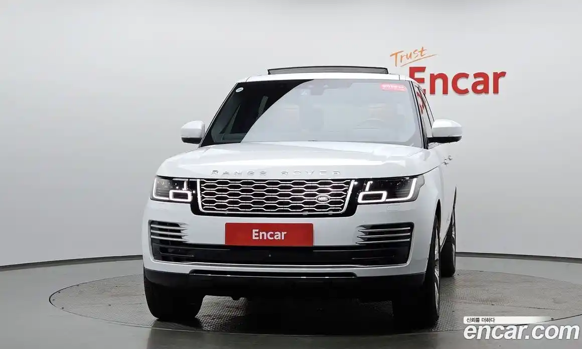Land Rover Range-Rover 2019 4.4 Автомат в Москве № 166208, фото 5
