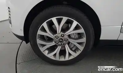 Land Rover Range-Rover 2019 4.4 Автомат в Москве № 166208, миниатюра 6