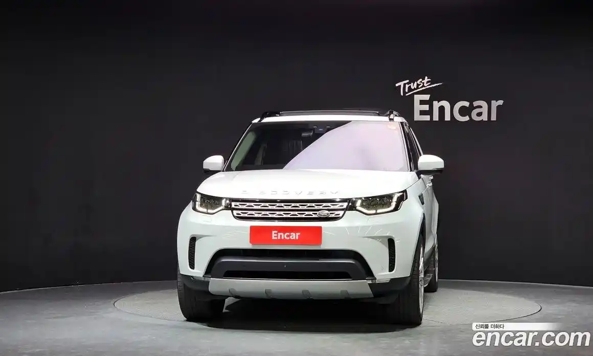 Land Rover Discovery 2017 3.0 Автомат в Москве № 166358, фото 13