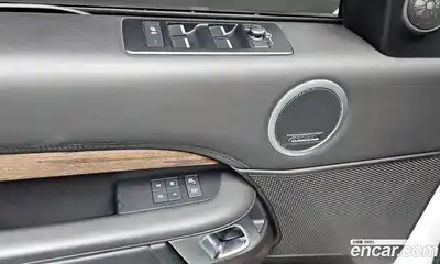 Land Rover Discovery 2017 3.0 Автомат в Москве № 166358, миниатюра 4