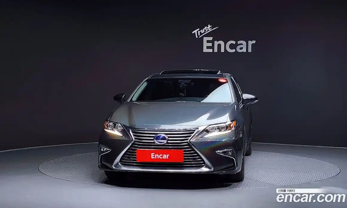 Lexus ES 2016 2.5 Автомат в Москве № 168210, фото 13