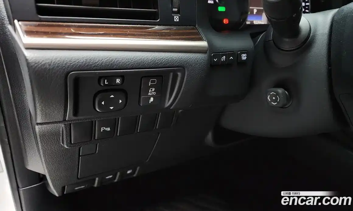 Lexus ES 2016 2.5 Автомат в Москве № 168210, фото 16