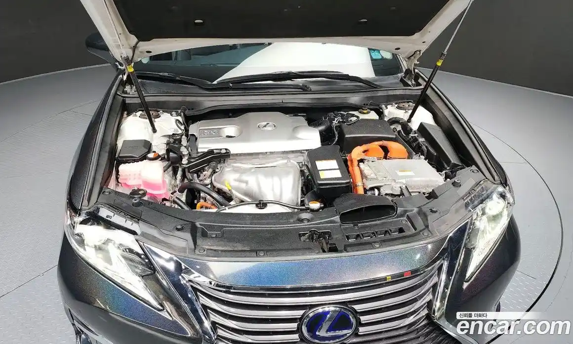 Lexus ES 2016 2.5 Автомат в Москве № 168210, фото 4