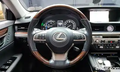 Lexus ES 2016 2.5 Автомат в Москве № 168210, миниатюра 6