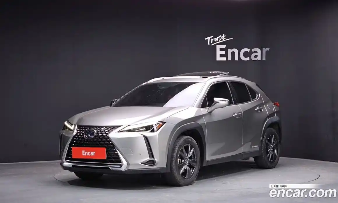 Lexus UX 2021 2.0 Автомат в Москве № 168318, фото 8