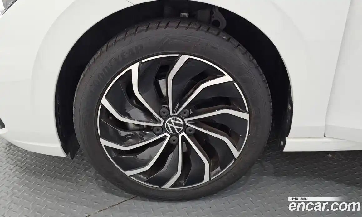 Volkswagen Golf 2024 2.0 Автомат в Москве № 168464, фото 4