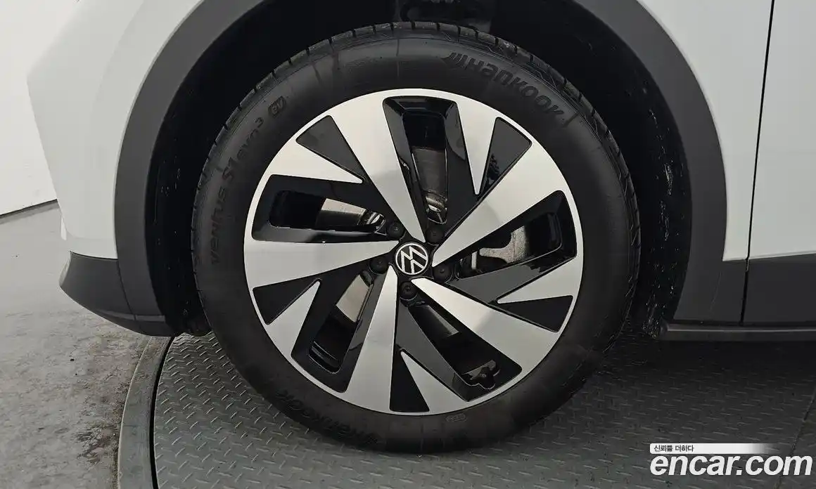 Volkswagen ID.4 2023 0.2 Автомат в Москве № 168471, фото 6