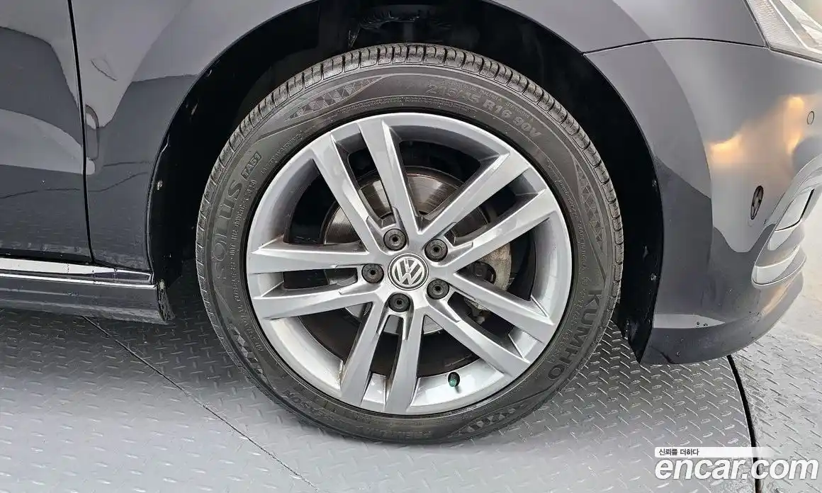 Volkswagen Polo 2016 1.4 Автомат в Москве № 168893, фото 3