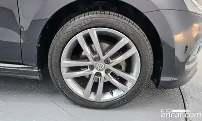 Volkswagen Polo 2016 1.4 Автомат в Москве № 168893, миниатюра 3