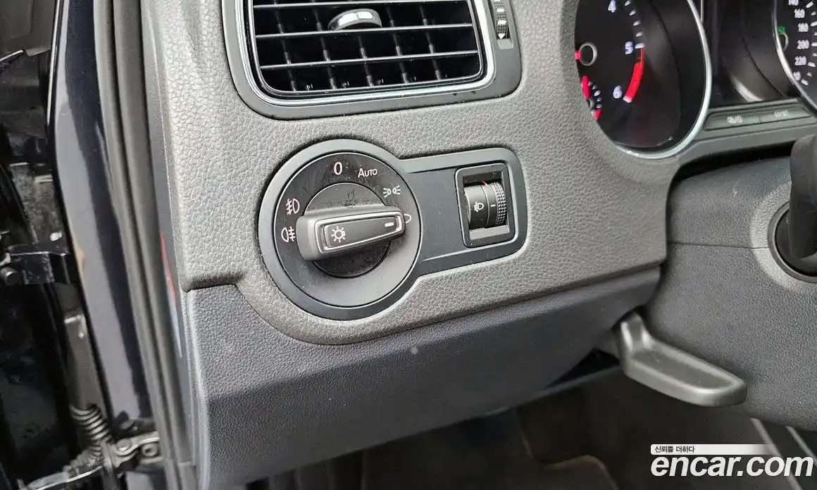 Volkswagen Polo 2016 1.4 Автомат в Москве № 168893, фото 9