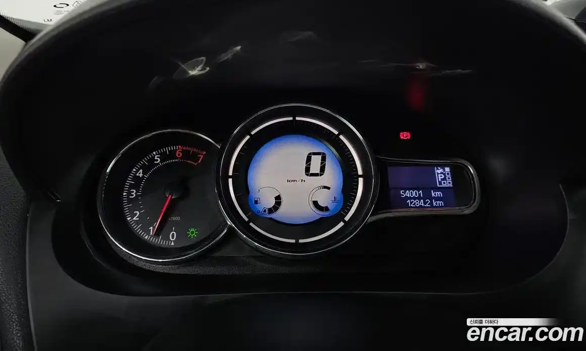 Renault SM3 2015 1.6 Автомат в Москве № 179099, фото 1