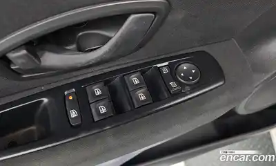 Renault SM3 2015 1.6 Автомат в Москве № 179099, миниатюра 12