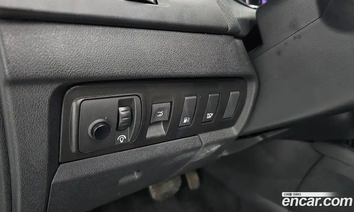 Renault SM3 2015 1.6 Автомат в Москве № 179099, фото 14