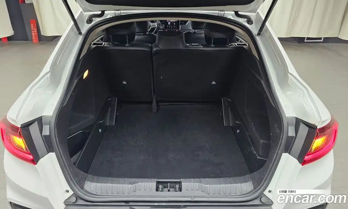 Renault XM3 2023 1.6 Автомат в Москве № 182848, фото 15