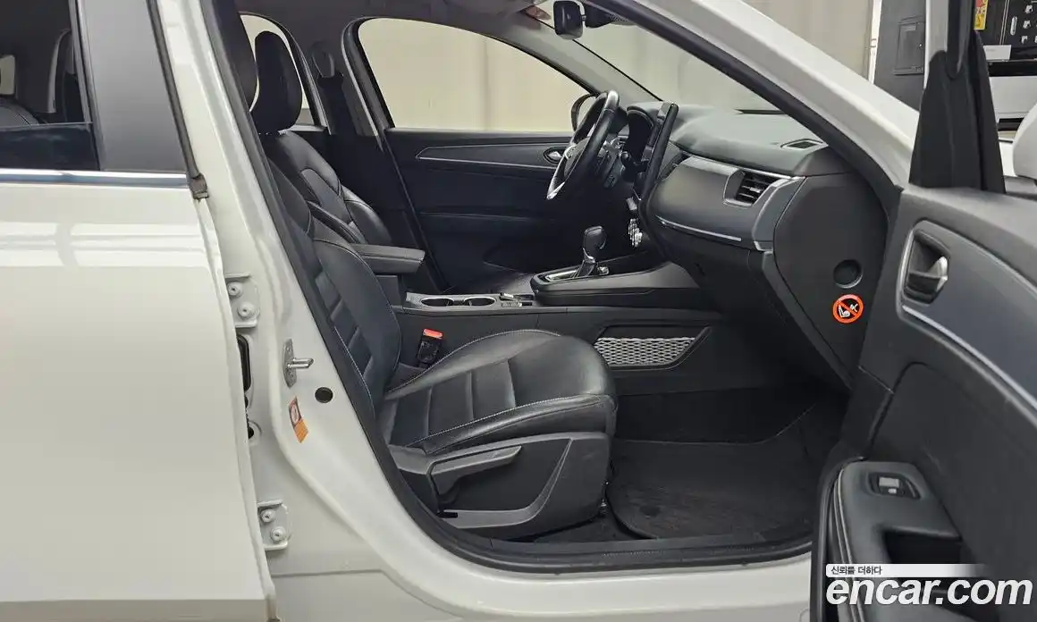 Renault XM3 2023 1.6 Автомат в Москве № 182848, фото 3