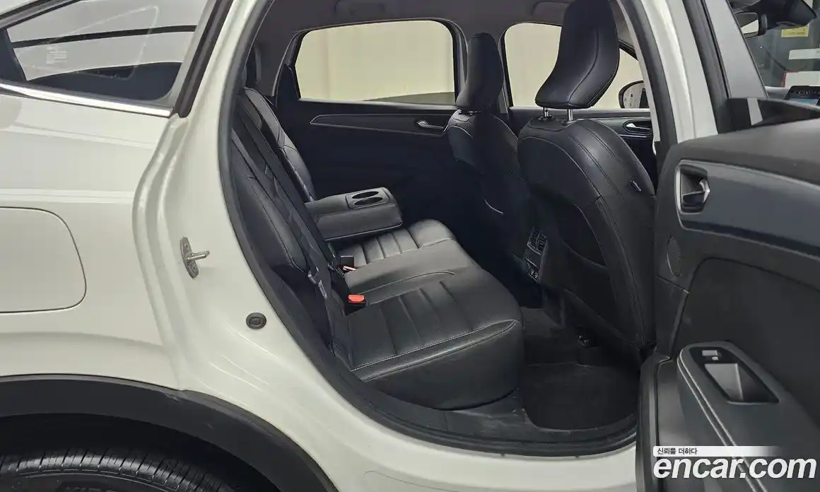 Renault XM3 2023 1.6 Автомат в Москве № 182848, фото 10