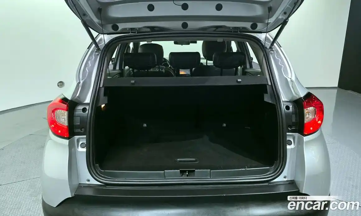 Renault QM3 2015 1.5 Автомат в Москве № 184181, фото 19