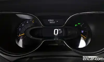 Renault QM3 2015 1.5 Автомат в Москве № 184181, миниатюра 3