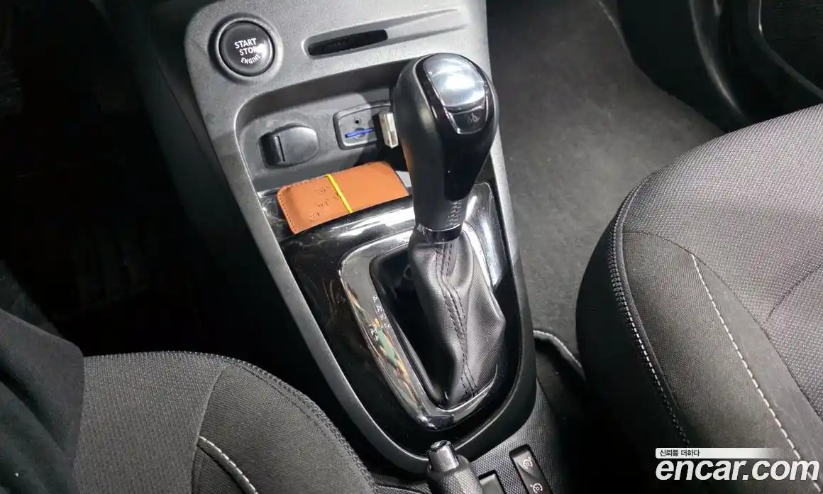 Renault QM3 2015 1.5 Автомат в Москве № 184181, фото 10