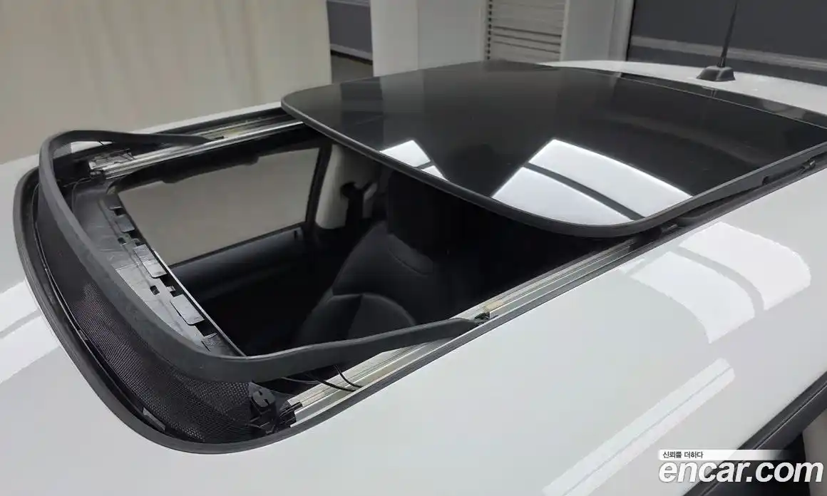 Mini Cooper 2015 1.5 Автомат в Москве № 185232, фото 19