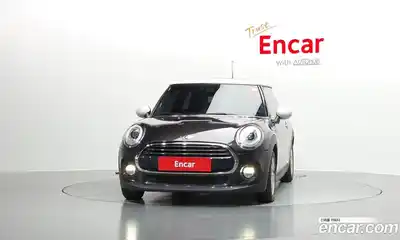 Mini Cooper 2015 1.5 Автомат в Москве № 185232, миниатюра 10
