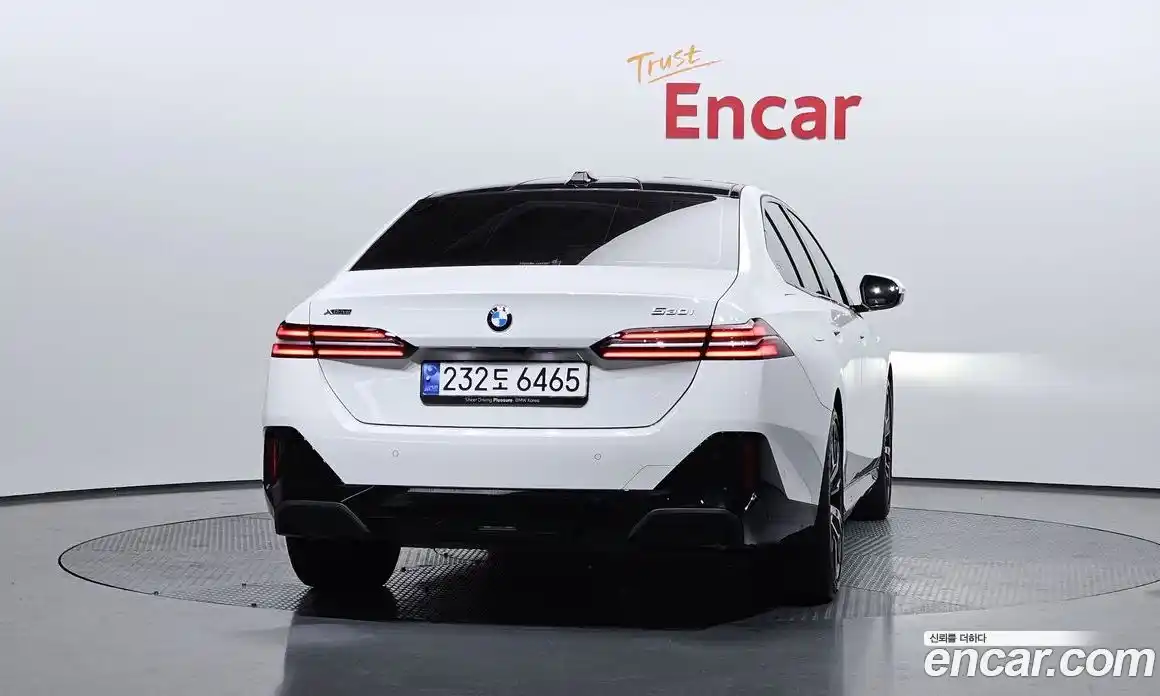 BMW 5-Series 2024 2.0 Автомат в Москве № 187543, фото 13